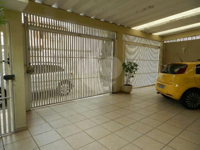 Casa de Vila à venda com 3 quartos, sendo 1 suíte,  em Brooklin Novo, São Paulo, SP
