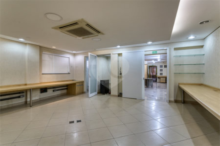 Casa à venda ou para alugar com 1 quarto em Brooklin, São Paulo, SP