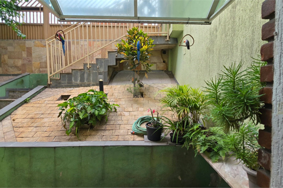 SOBRADO A VENDA FEITO PARA RENDA, FAMÍLIA GRANDE OU 2 CASAS | PRÓXIMO À ESTAÇÃO PIRITUBA!