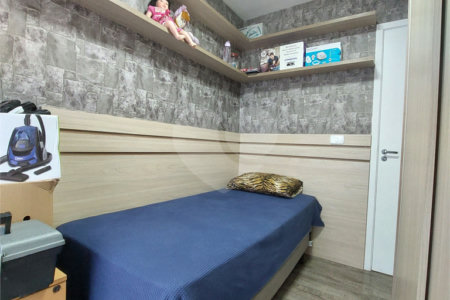 Apartamento à venda com 3 quartos, sendo 1 suíte, em Jardim Flor da Montanha, Guarulhos, SP