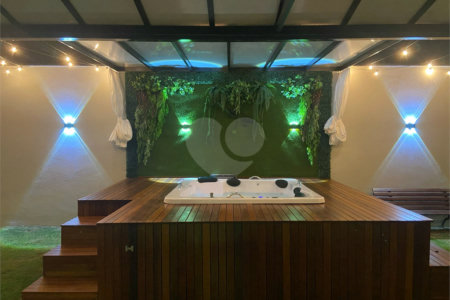 Casa à venda ou para alugar com 3 suítes no condomínio Residencial Central Parque, Salto - SP