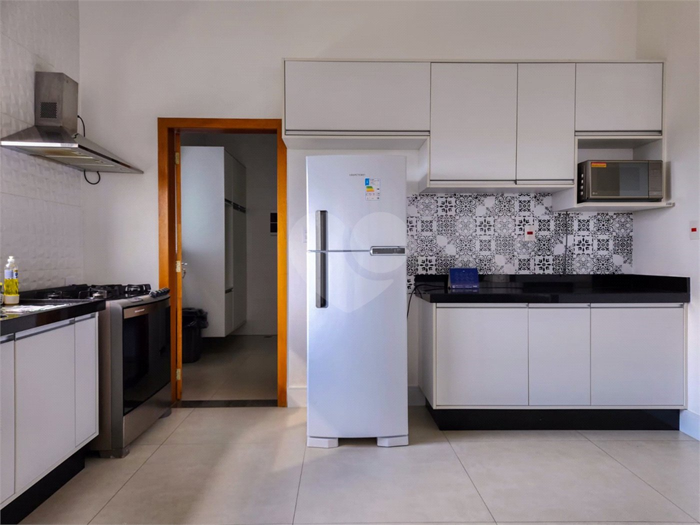 Casa à venda com 5 quartos, sendo 4 suítes, em Jardim Nova Esperança, Jacareí, SP
