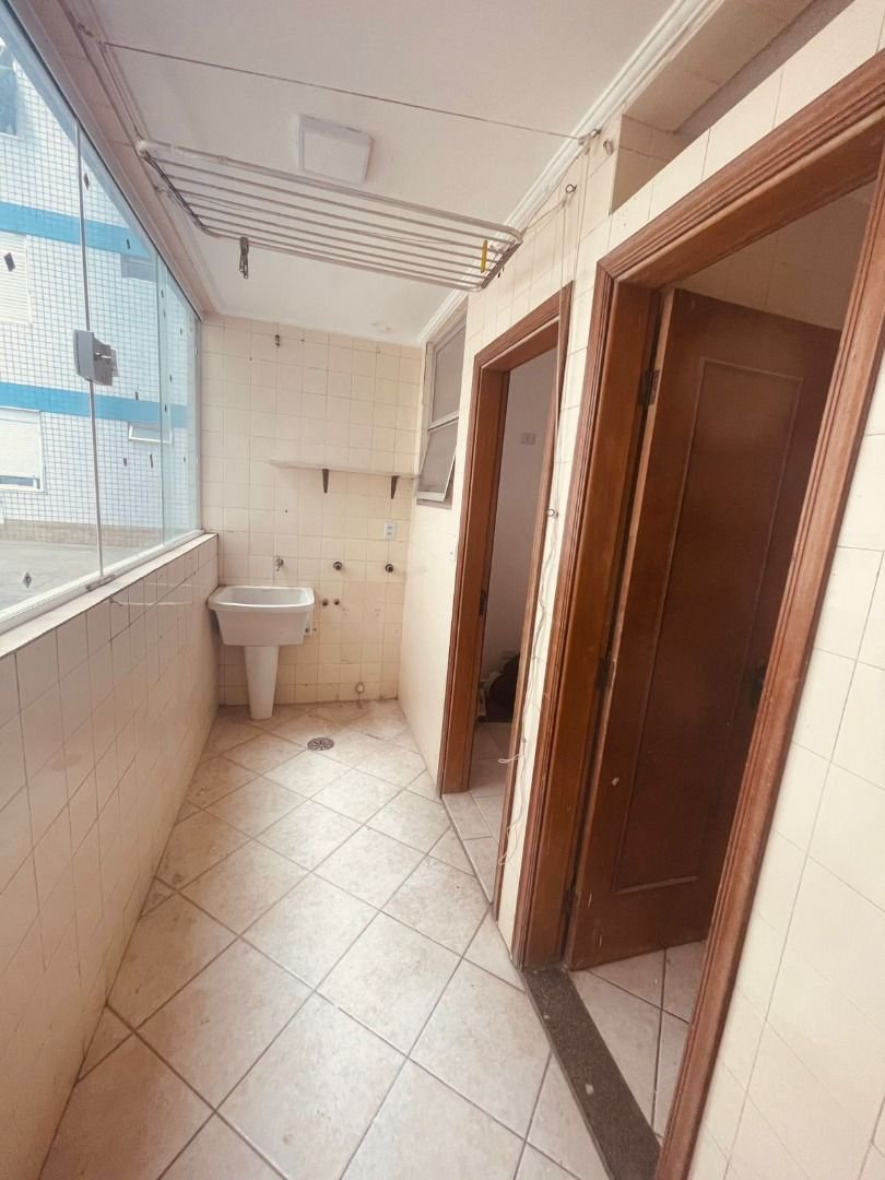 Apartamento com 2 dormitórios à venda, 90 m² por R$ 740.000,00 - Boqueirão - Santos/SP
