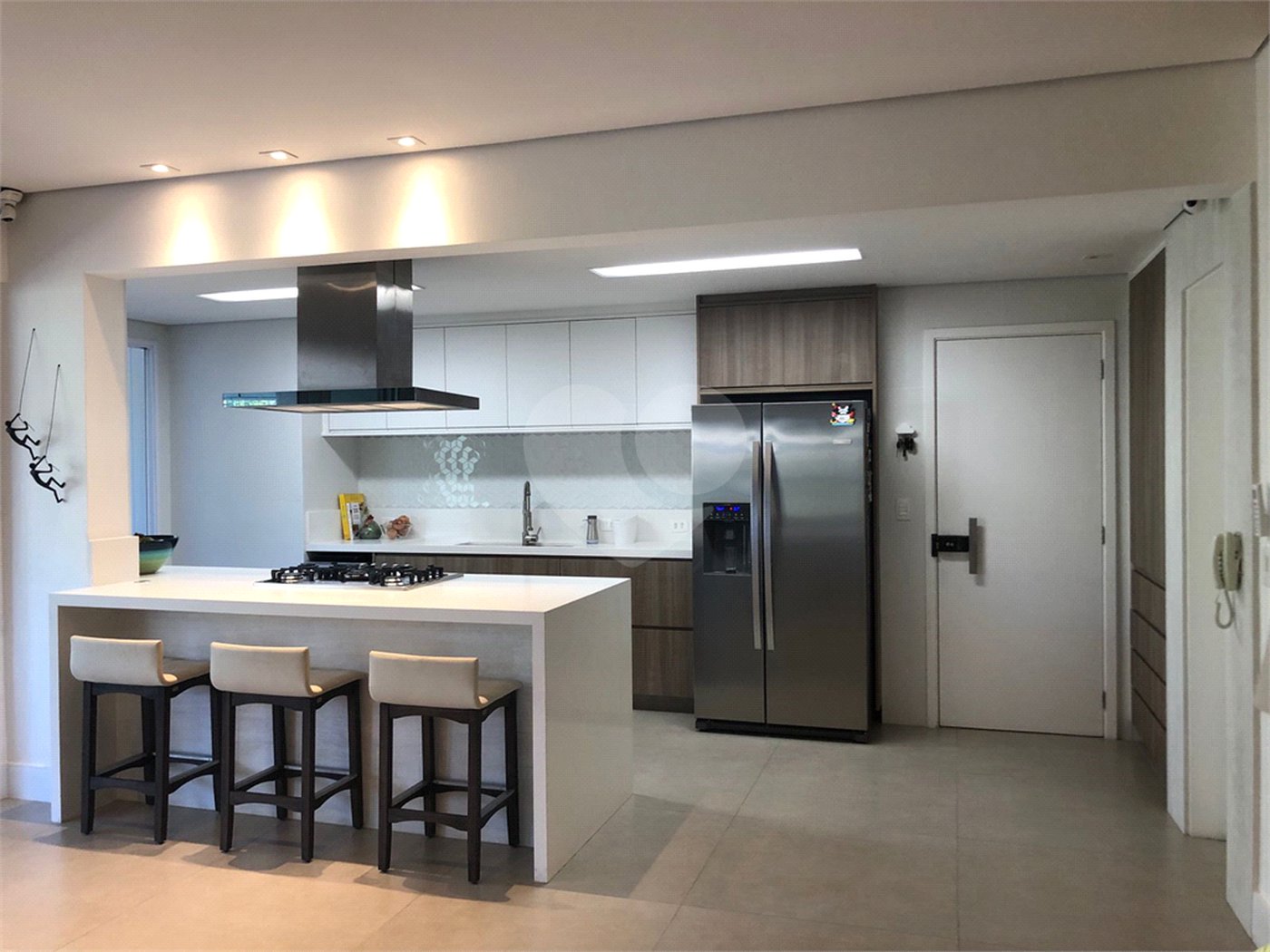 Apartamento à venda com 3 suítes em Tremembé, São Paulo, SP