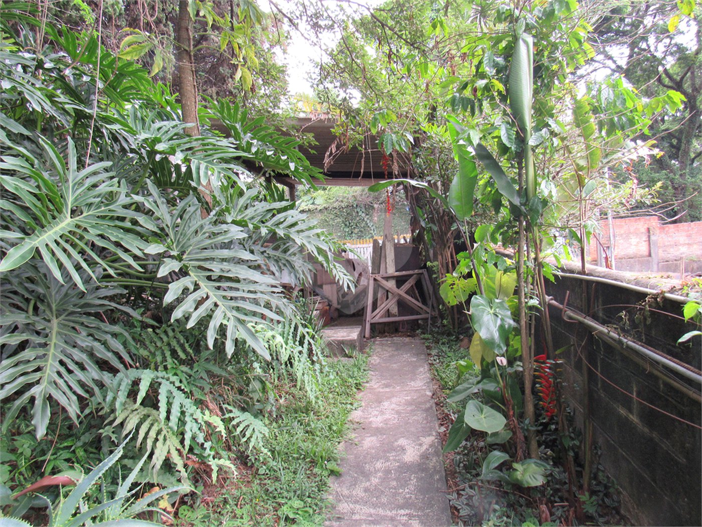 Sobrado à venda com 3 quartos em Tremembé, São Paulo, SP