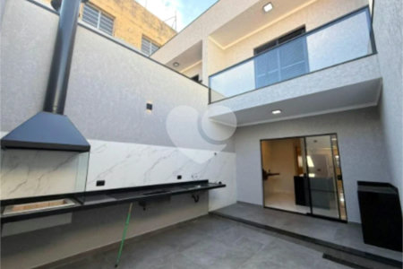 Sobrado à venda com 3 suítes em Vila Carrão, São Paulo, SP