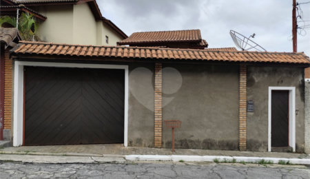 Sobrado à venda com 3 quartos, sendo 1 suíte,  em Horto Florestal, São Paulo, SP