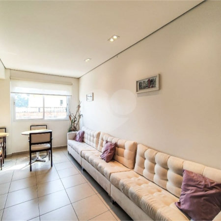 Apartamento à venda com 3 quartos, sendo 2 suítes, em Parque Reboucas, São Paulo, SP
