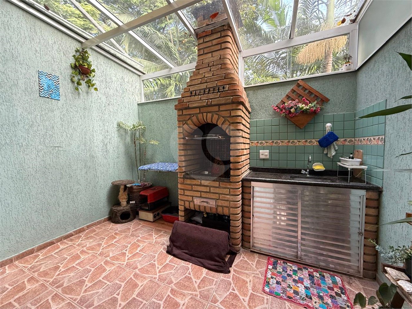 Casa à venda com 2 suítes no condomínio Village Palmas, São Paulo - SP