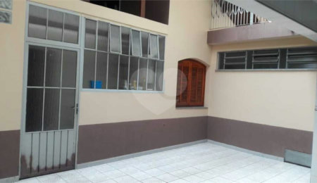 Casa à venda com 4 quartos, sendo 1 suíte,  em Vila Santa Terezinha, Várzea Paulista, SP