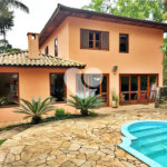 Casa à venda com 4 quartos, sendo 2 suítes, no condomínio Parque Imperial da Cantareira, Mairiporã - SP