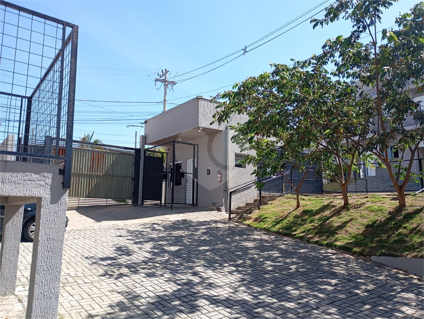 Apartamento à venda com 2 quartos em Lopes de Oliveira, Sorocaba, SP