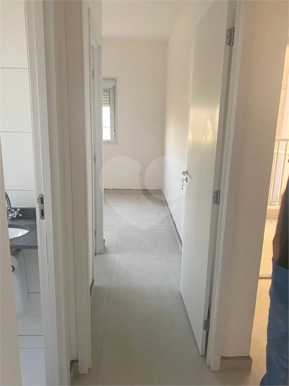 Apartamento à venda com 2 quartos, sendo 1 suíte, em Jardim Santo Antônio, Valinhos, SP