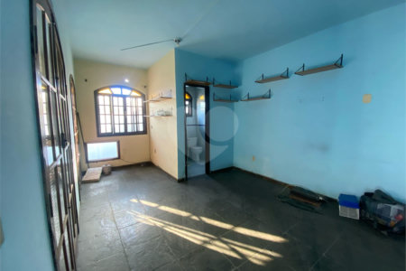 Casa à venda com 2 quartos, sendo 1 suíte, em Campo Grande, Rio de Janeiro, RJ