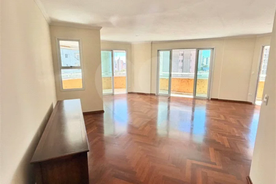 Apartamento à venda com 3 suítes em Santana, São Paulo, SP