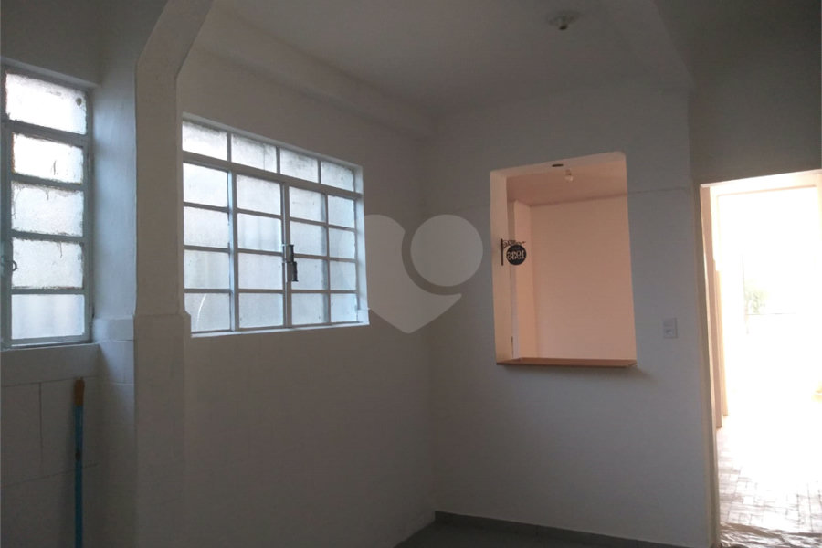 Sobrado à venda com 3 quartos em Bom Retiro, São Paulo, SP