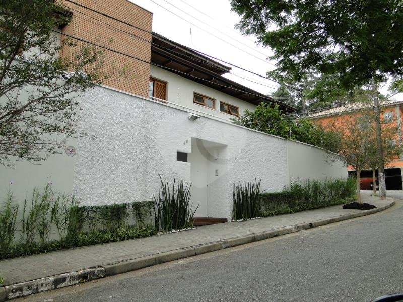 Casa à venda ou para alugar com 4 suítes em Morumbi, São Paulo, SP