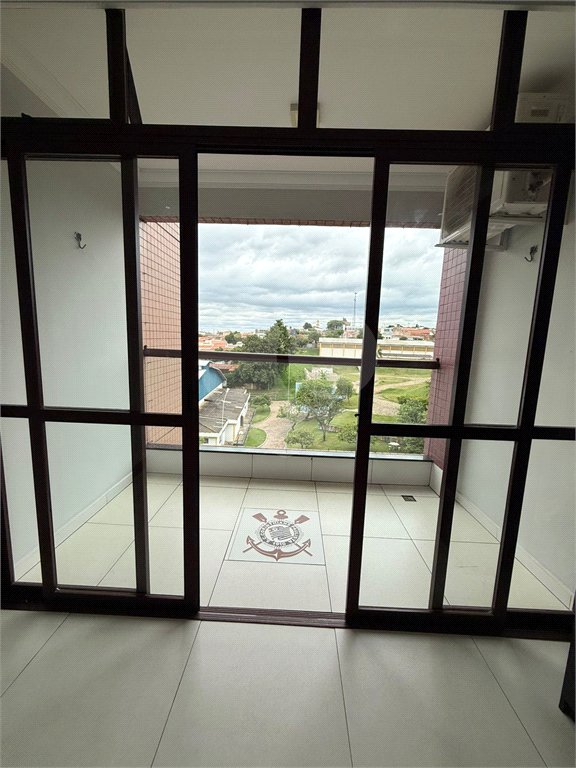 Apartamento à venda com 3 quartos em Jardim Sontag, Salto, SP