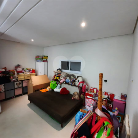 Casa à venda com 3 suítes no condomínio Ecovillagio, São Roque - SP