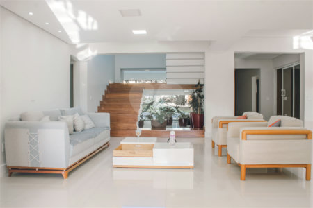 Casa à venda com 4 suítes no condomínio Residencial Saint Charbel, Araçoiaba da Serra - SP