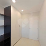 Apartamento no Edifício Torres di Itália.