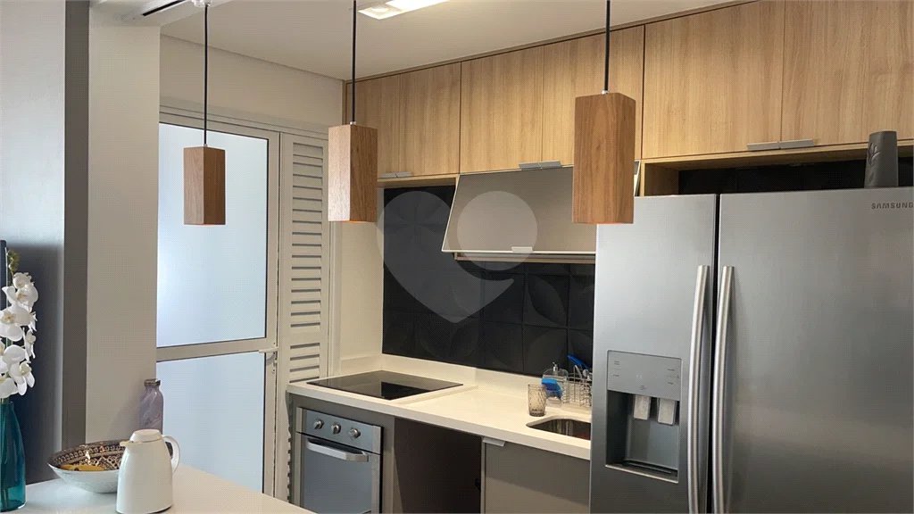 Condomínio Clube Apartamento Varanda gourmet 2 dormitórios sendo 1 suíte 1 vagas.