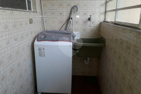 Apartamento para locação na Saúde de 80m² com 2 dormitórios.