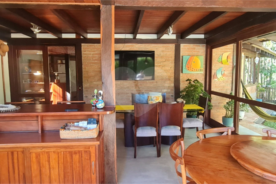 Casa à venda com 4 suítes em Serra da Cantareira, Mairiporã, SP