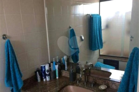 Apartamento à venda com 4 quartos, sendo 3 suítes,  em Jardim Colombo, São Paulo, SP