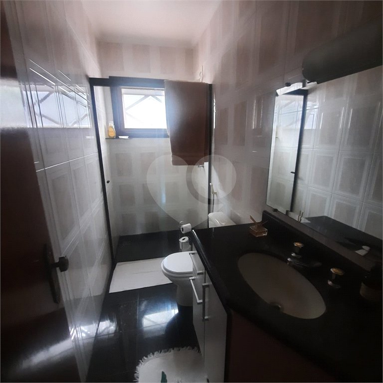 Casa à venda com 6 quartos, sendo 3 suítes, no condomínio Estância Marambaia, Vinhedo - SP