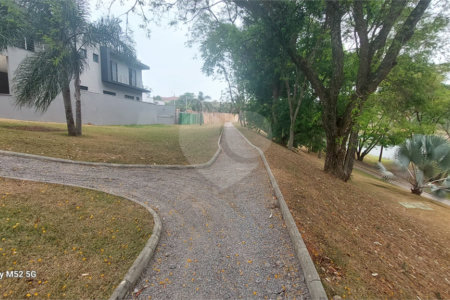 Casa à venda com 4 suítes no condomínio Residencial San Vitale, Bragança Paulista - SP