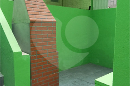 Sobrado à venda com 2 quartos em Jardim Itacolomi, São Paulo, SP