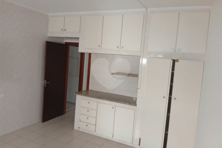 Casa para alugar com 9 quartos, sendo 3 suítes, em Jardim Panorama, Sorocaba, SP