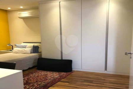 Casa à venda com 4 suítes em Vila São Silvestre, São Paulo, SP