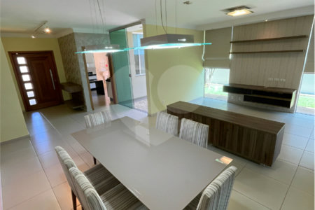 Casa à venda ou para alugar com 3 suítes em Jardim Salto Grande, Araraquara, SP