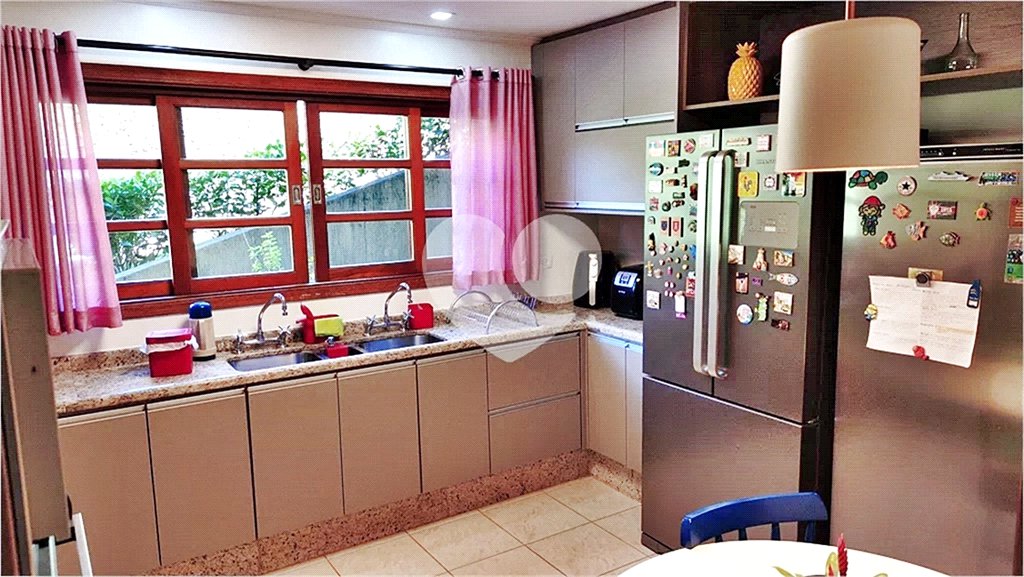 Casa à venda com 3 quartos no condomínio Alpes da Cantareira, Mairiporã - SP