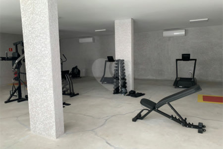 Casa à venda com 2 suítes no condomínio Residencial Napoles, São Paulo - SP