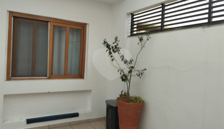 Sobrado à venda com 3 quartos, sendo 1 suíte,  em Santa Teresinha, São Paulo, SP