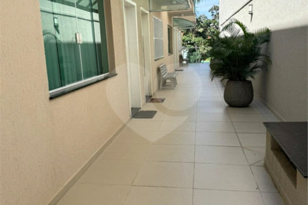 Casa à venda com 3 quartos, sendo 1 suíte, no condomínio Praça Leão, São Paulo - SP