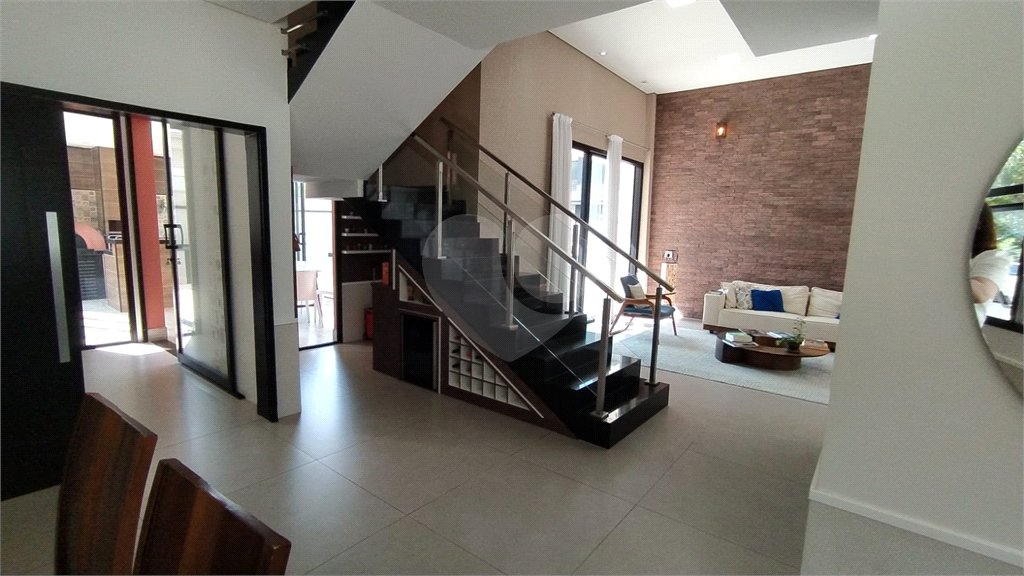 Casa à venda com 3 suítes no condomínio Reserva dos Vinhedos, Louveira - SP