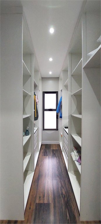 Casa para alugar com 5 quartos, sendo 1 suíte, no condomínio Figueira Garden, Atibaia - SP