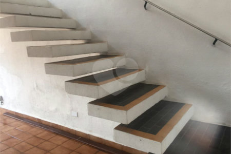 Sobrado à venda com 3 quartos, sendo 1 suíte, em Planalto Paulista, São Paulo, SP