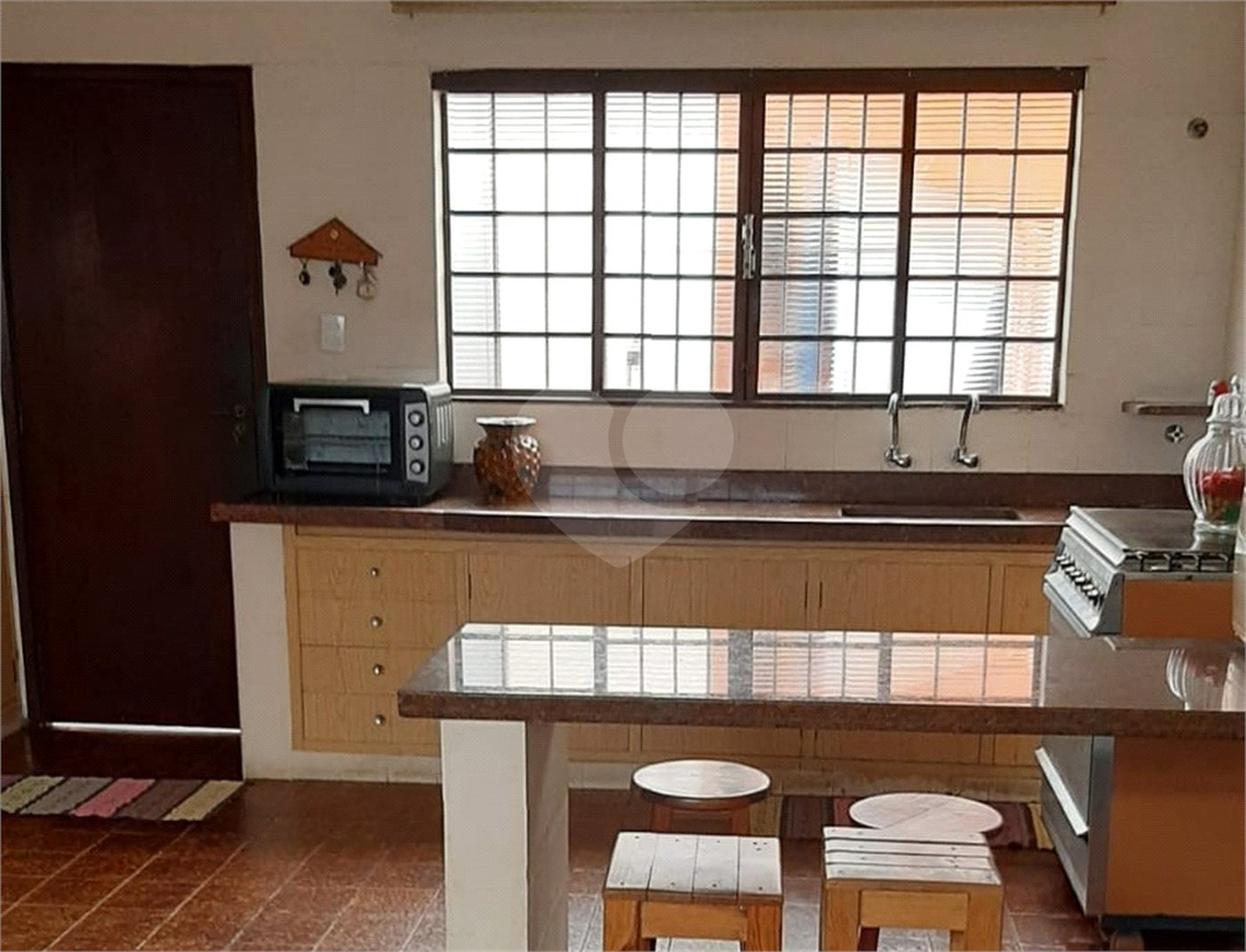 Casa à venda com 4 quartos, sendo 1 suíte, em Jardim do Estádio, Itu, SP