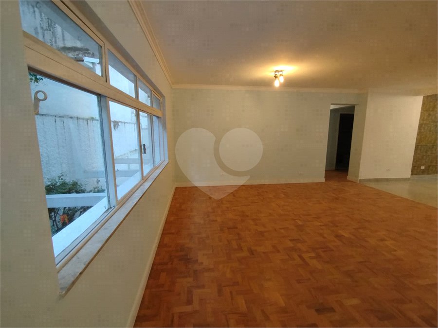 Apartamento para alugar com 3 quartos, sendo 1 suíte, em Paraíso, São Paulo, SP