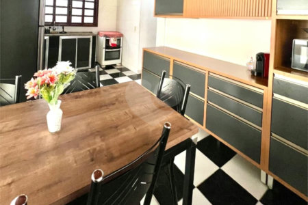 Sobrado à venda com 3 quartos em Conjunto Habitacional Júlio de Mesquita Filho, Sorocaba, SP