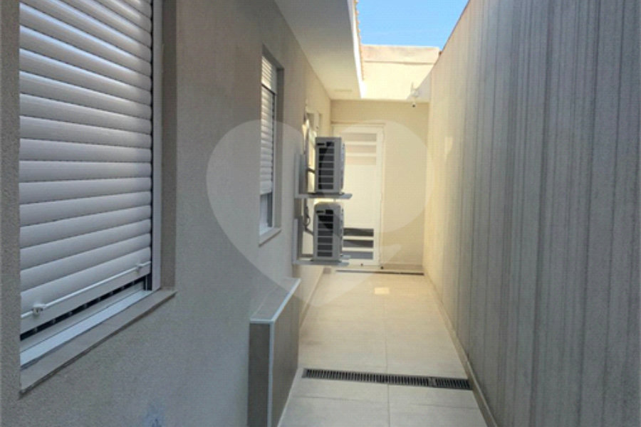 Sobrado à venda com 4 quartos, sendo 3 suítes, em Imirim, São Paulo, SP