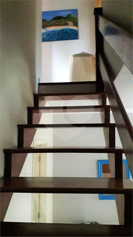 Casa à venda com 3 quartos, sendo 1 suíte,  no condomínio Jardim das Palmas, São Paulo - SP