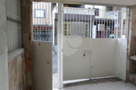 Casa à venda com 3 quartos, sendo 1 suíte, em Vila Gustavo, São Paulo, SP