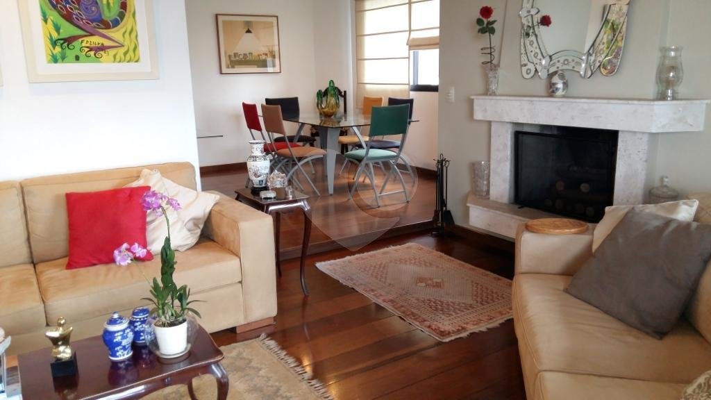 Apartamento à venda com 3 quartos, sendo 2 suítes, em Jardim Parque Morumbi, São Paulo, SP