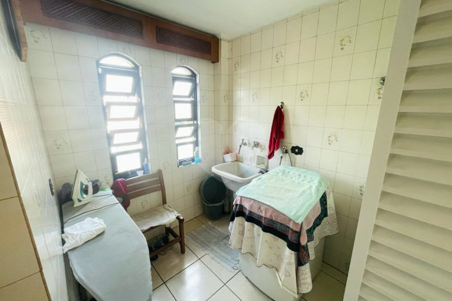 Casa à venda com 4 quartos, sendo 2 suítes, em Vila Maria, São Paulo, SP